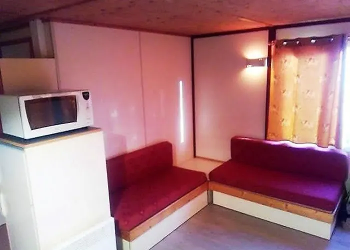 La Frégière Camping *